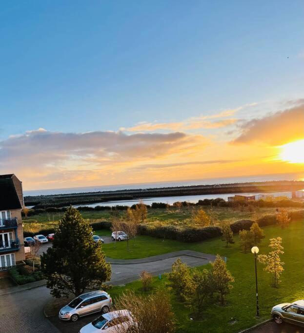 Villa Workers Retreat - Sea View & Parking Hartlepool Esterno foto